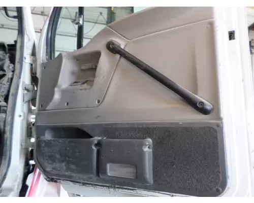 STERLING A9513 1999-2001 DOOR ASSEMBLY, FRONT