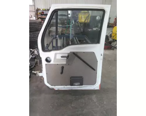 STERLING A9513 1999-2001 DOOR ASSEMBLY, FRONT