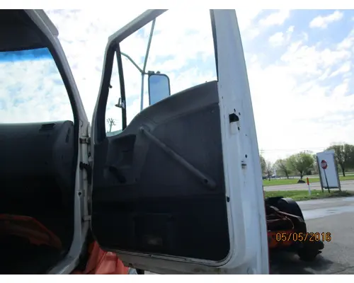 STERLING A9513 1999-2001 DOOR ASSEMBLY, FRONT
