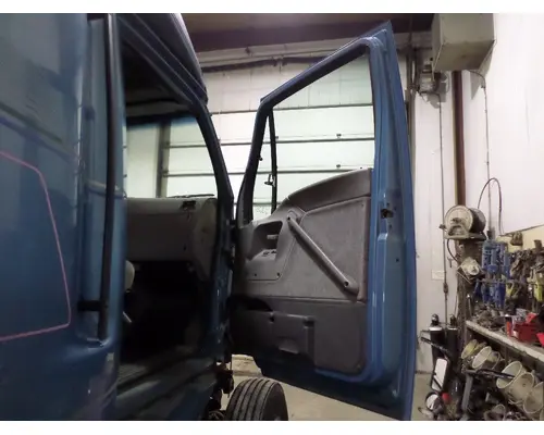 STERLING A9513 1999-2010 DOOR ASSEMBLY, FRONT