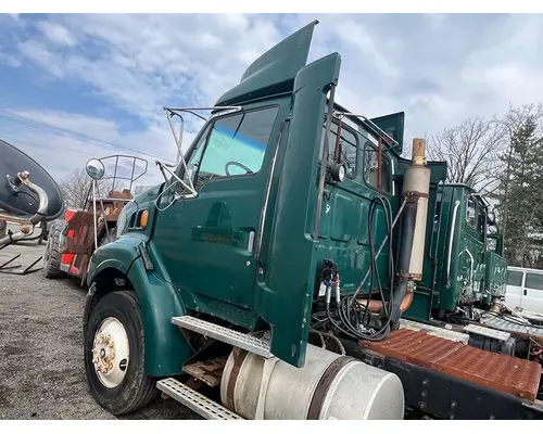 STERLING A9513 Complete Vehicle