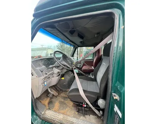 STERLING A9513 Complete Vehicle