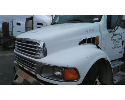 STERLING ACTERRA 5500 2001-2010 HOOD