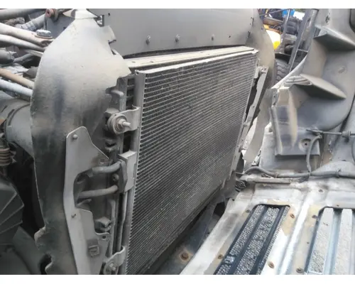 STERLING ACTERRA 5500 AIR CLEANER