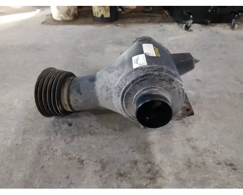 STERLING ACTERRA 5500 AIR CLEANER