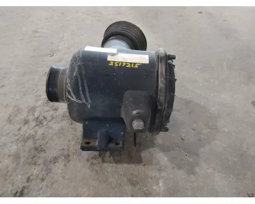 STERLING ACTERRA 5500 AIR CLEANER