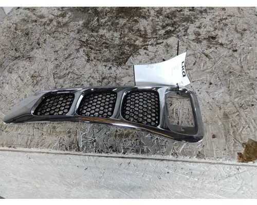 STERLING ACTERRA 5500 AIR INTAKE LOUVERCOVER