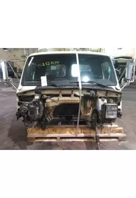STERLING ACTERRA 5500 CAB