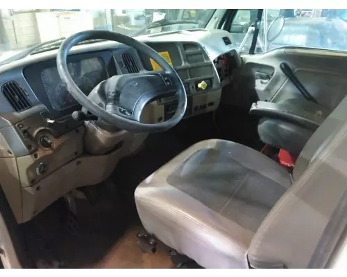 STERLING ACTERRA 5500 CAB