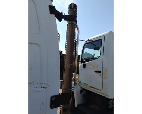 STERLING ACTERRA 5500 EXHAUST PIPE