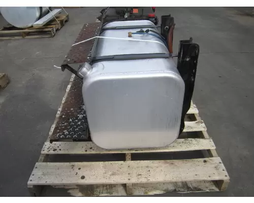 STERLING ACTERRA 5500 FUEL TANK