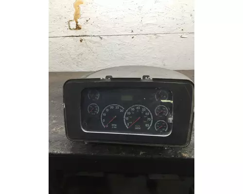 STERLING ACTERRA 5500 GAUGE CLUSTER