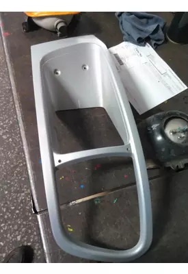STERLING ACTERRA 5500 HEADLAMP ASSEMBLY