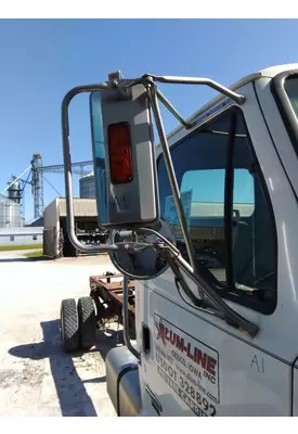 STERLING ACTERRA 5500 MIRROR ASSEMBLY CAB/DOOR