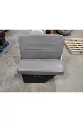 STERLING ACTERRA 5500 SEAT, FRONT