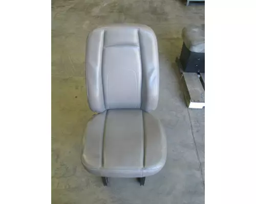 STERLING ACTERRA 5500 SEAT, FRONT