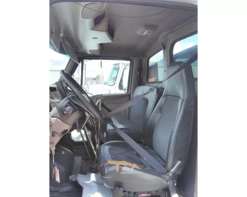 STERLING ACTERRA 6500 CAB