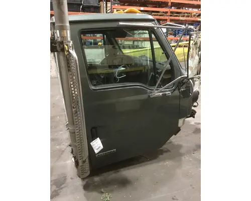 STERLING ACTERRA Cab