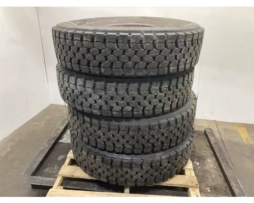 STERLING ACTERRA Tires