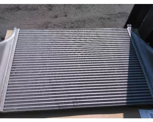 STERLING AT9500 CHARGE AIR COOLER (ATAAC)