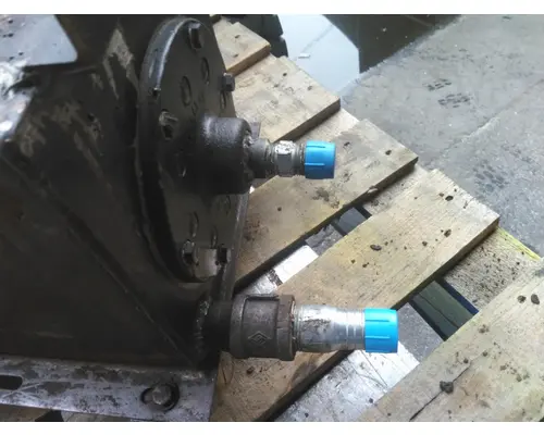 STERLING AT9500 HYDRAULIC TANK