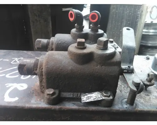 STERLING AT9500 HYDRAULIC TANK