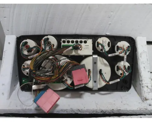 STERLING AT9513 GAUGE CLUSTER