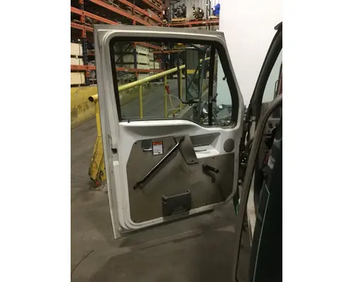 STERLING L7500 SERIES Cab