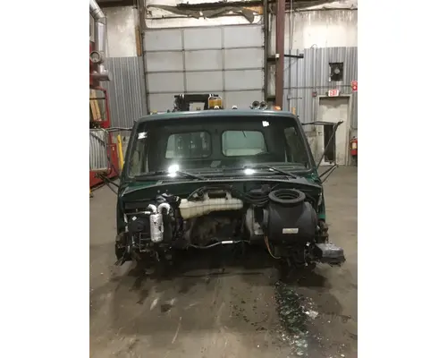 STERLING L7500 SERIES Cab