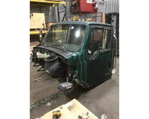 STERLING L7500 SERIES Cab