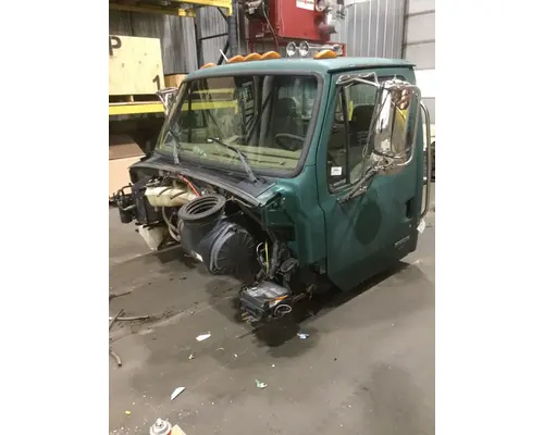 STERLING L7500 SERIES Cab