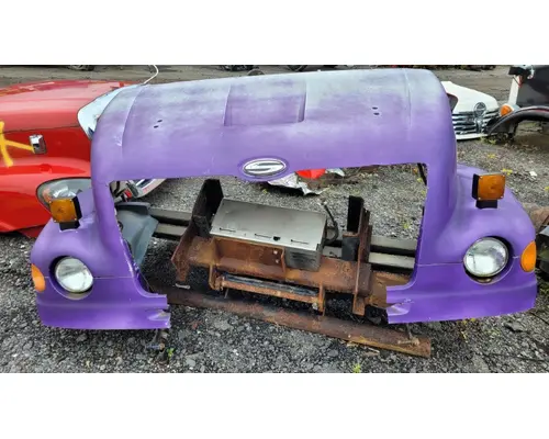 STERLING L7500 SERIES Hood