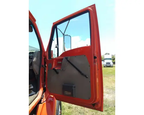 STERLING L7500 DOOR ASSEMBLY, FRONT