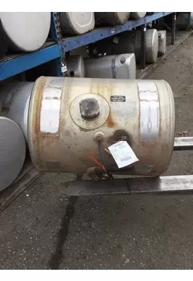 STERLING L7500 Fuel Tank