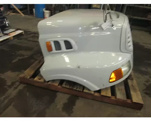 STERLING L7500 Hood