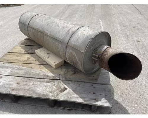 STERLING L7500 Muffler