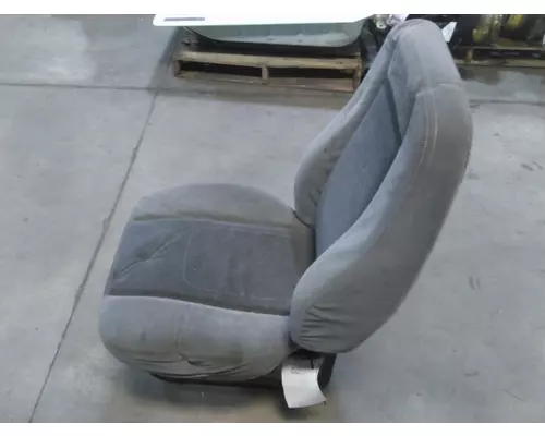 STERLING L7500 SEAT, FRONT