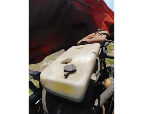 STERLING L7500 WINDSHIELD WASHER RESERVOIR