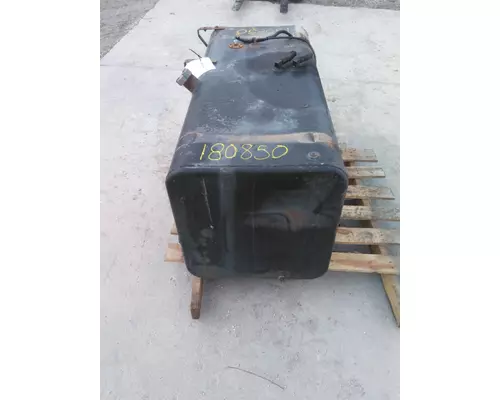 STERLING L7501 FUEL TANK