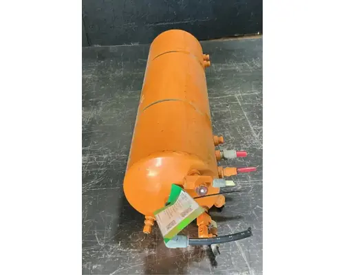 STERLING L8500 Air Tank