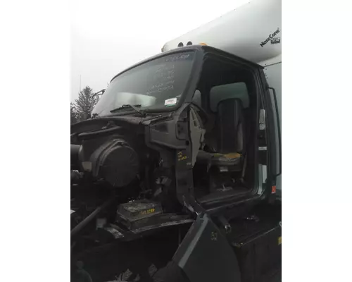 STERLING L8500 CAB