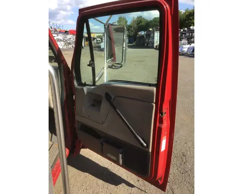 STERLING L8500 Cab