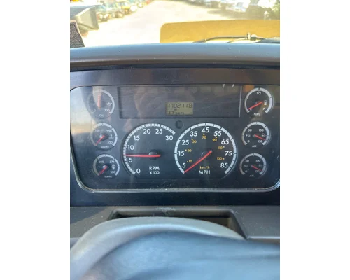 STERLING L8500 Complete Vehicle