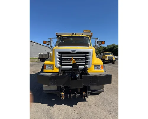 STERLING L8500 Complete Vehicle