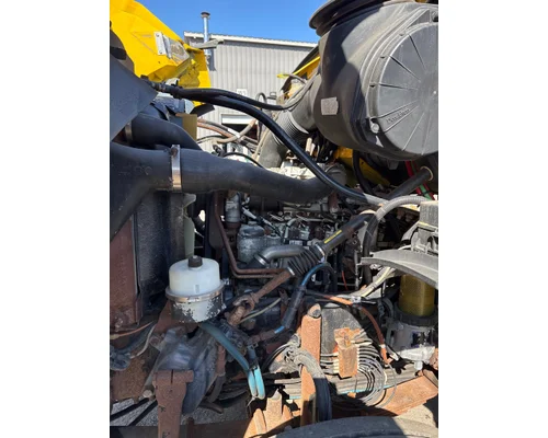 STERLING L8500 Complete Vehicle