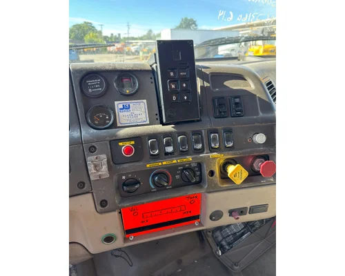 STERLING L8500 Complete Vehicle