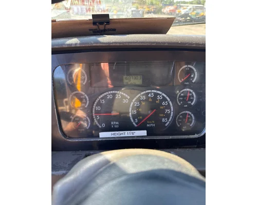 STERLING L8500 Complete Vehicle