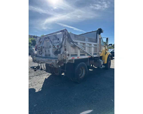 STERLING L8500 Complete Vehicle