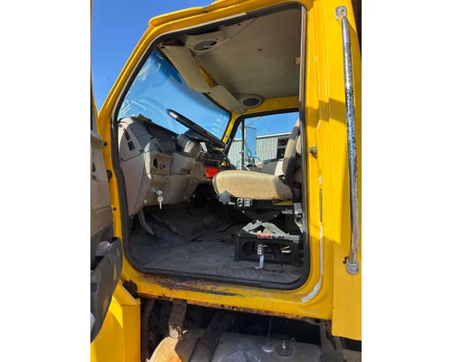 STERLING L8500 Complete Vehicle