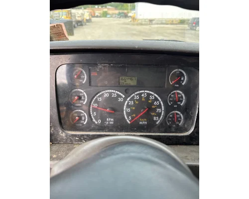STERLING L8500 Complete Vehicle